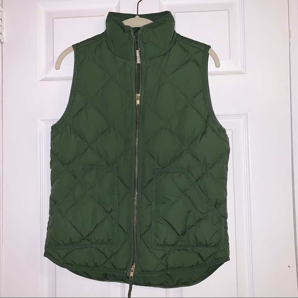 🥳🥳SOLD🥳🥳 J Crew Down Vest